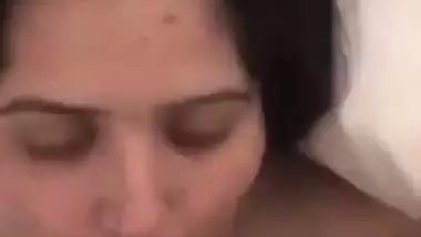 Sexy wife gives an Indian blowjob to her lover