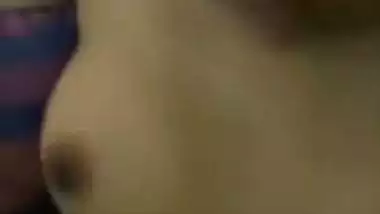 Man enjoys hardcore chudai of his 19-year-old GF