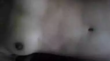 Very Hot Sexy Slim Indian GF Fucks Her Lover In The Car