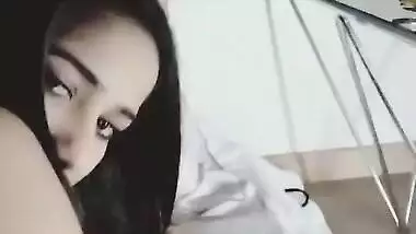 Naked Pose Of Hot Poonam Pandey