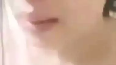 Sexy maal naked body showing on video call