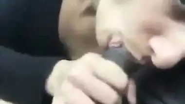 A nude Indian babe drinks her lover’s cum in the car