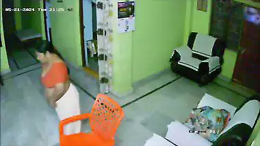 Mature aunty in blouse changing dress nude show