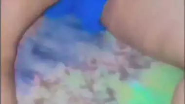 Tight ass desi housewife fingering and fucking