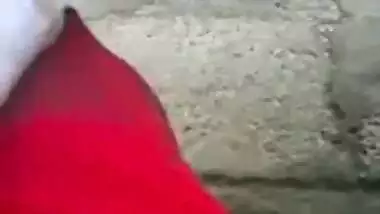 Desi couple kissing! Hot Bhabhi making sex with lover video