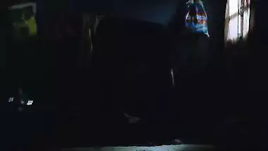 Actress Radhika Apte sex viral scene in sister midnight