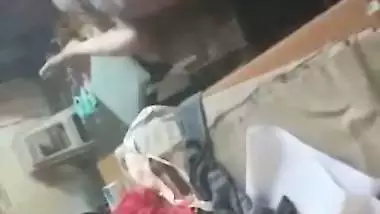 Chubby Desi XXX aunty have sex with worker inside factory MMS