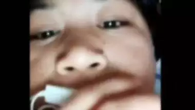 Sexy Assamese slut nude pussy play video call