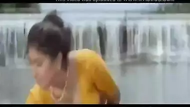 Sangavi beautiful boob Showing scenes