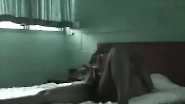 Shanti devi chodoge to roti doun ge mujra...