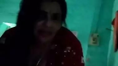 Horny Indian couple midnight sex video