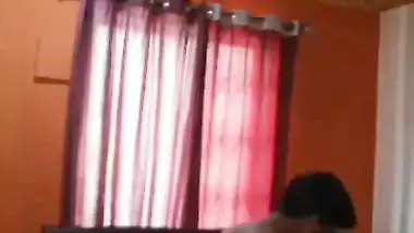 Couple gets drenched in sweat after a hard desi chudai