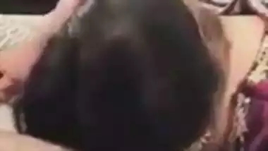 Bahu makes her Sasur happy with a desi blowjob