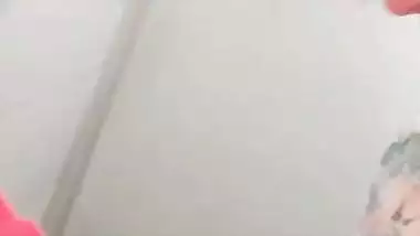 IT office colleague fucking in restroom viral xxx