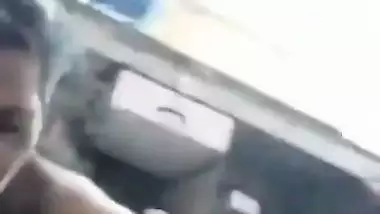 Selfie sex video of lonely Tamil aunty with mama