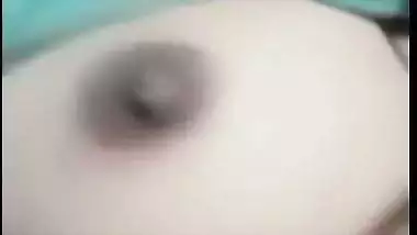 Mast maal boobs show to boyfriend in selfie video