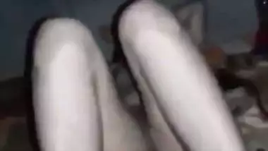 Big boob cousin shows her shaved pussy in nude MMS