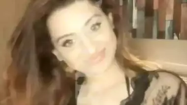 Desi Babe Kenisha Awasthi New Live