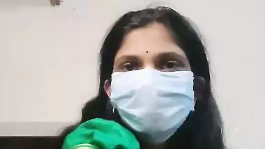 Desi bhabi removing saree and nude show for money