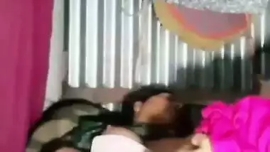 Desi wife smooch and romantic fucking with lover