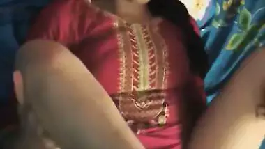 Desi lady’s hardcore Indian sex with her kinky landlord