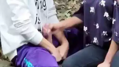 NRI girl shaking cock of boyfriend