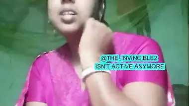 Cutest village bhabhi nude fingering live video