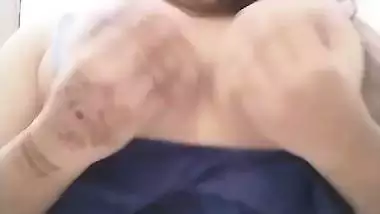 Tanker girlfriend licking big boobs viral MMS