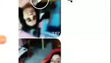 Boudi Showing Nude Body