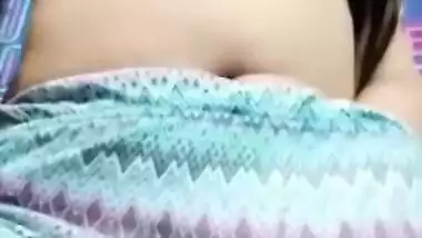 Hot Desi Girl Showing her big boob