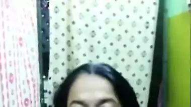 Indian Mature Wife Showing Boobs and Pussy