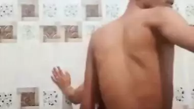 Desi Couple bathroom Fuck