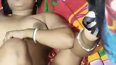 Chubby wife’s desi chudai in HD sex video