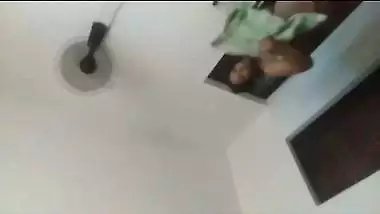 Mallu wife after bath nude before lover at home