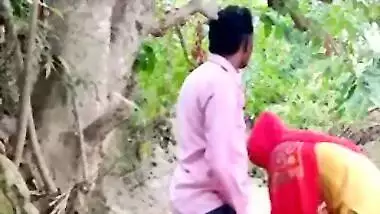 Super sexy Desi MMS outdoor sex video