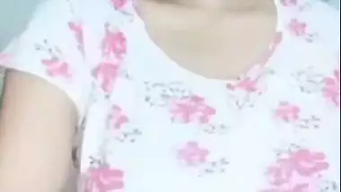 Two girls record their desi lesbian porn during a live show