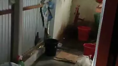 Bhabhi bathing outdoor sex mood caught by devar