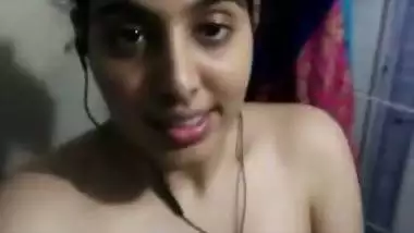 Selfie girl naked fingering with moans unseen video