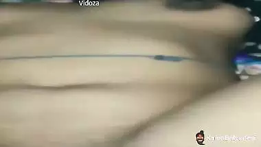 Desi chudai of a milf taking a big dick in her wet pussy