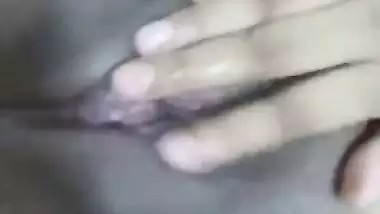 Cute girlfriend black pussy fingering solo nude