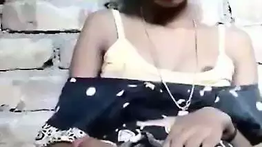 Desi nude girl fucks her pussy with a plastic bottle