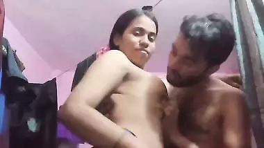 Village wife boob sucking by husband viral MMS