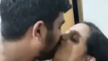 Romantic couple’s Indian sex video from their vacation