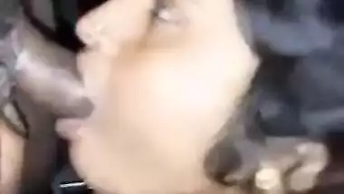 Indian girl’s blowjob for boyfriend