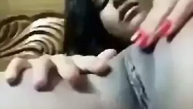Pink pussy showing desi girl nude viral MMS