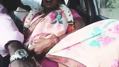 Indian housewife cheating car sex Telugu dirty talks.