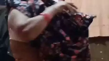 Mom and daughter nude viral Indian mms videos