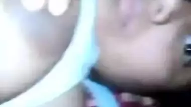 Desi cutie is horny and it's a reason to play with XXX melons