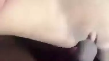 A 21-year-old Nepali guy fucks his GF’s pussy in sex video