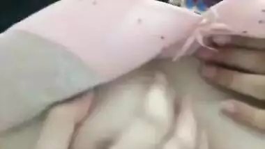 Desi Sexy Girl showing boobs and Ass 2 clips part 2